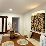 Hotel Red House Family House Bansko