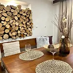 Hotel Red House Family House 3*