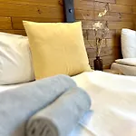 Red House Family House Отель