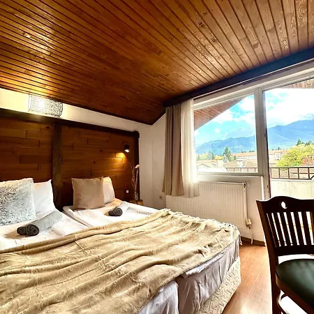 Ξενοδοχείο Red House Family House 3*