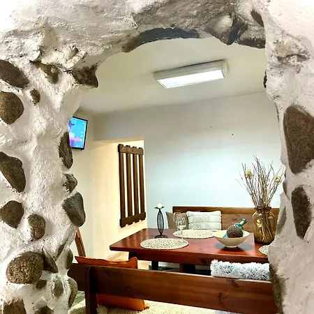 Red House Family House Μπάνσκο