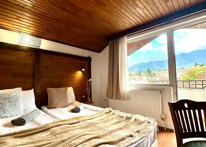 호텔 Red House Family House 3*