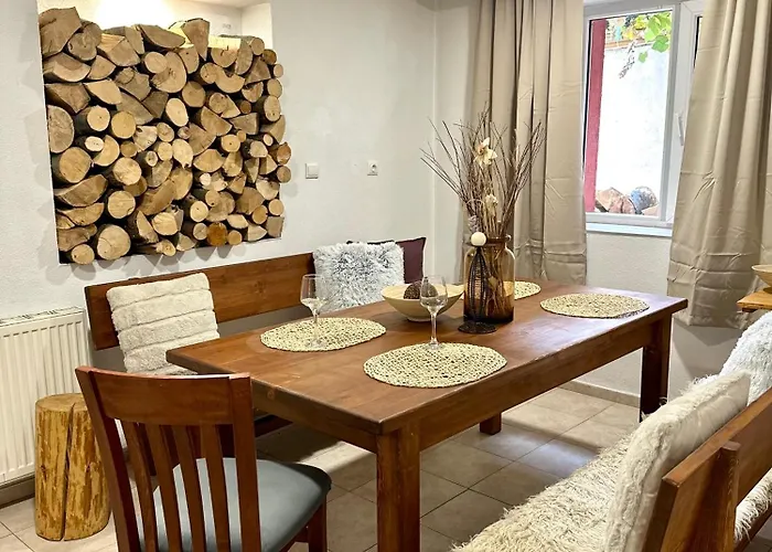 Red House Family House 3* 반스코