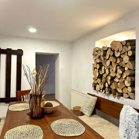 Hotel Red House Family House Bansko