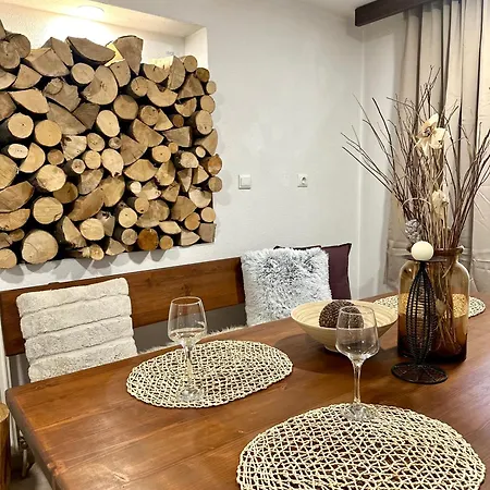 Hotel Red House Family House 3*