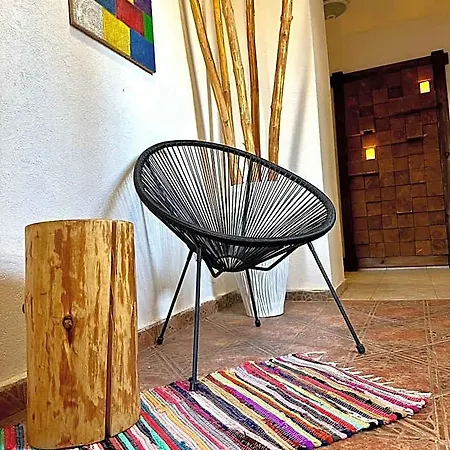 Hotel Red House Family House 3*