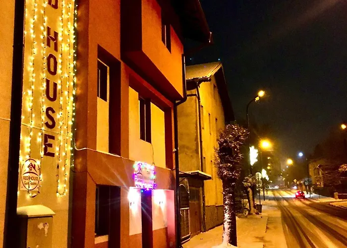 Hotel Red House Family House 3*