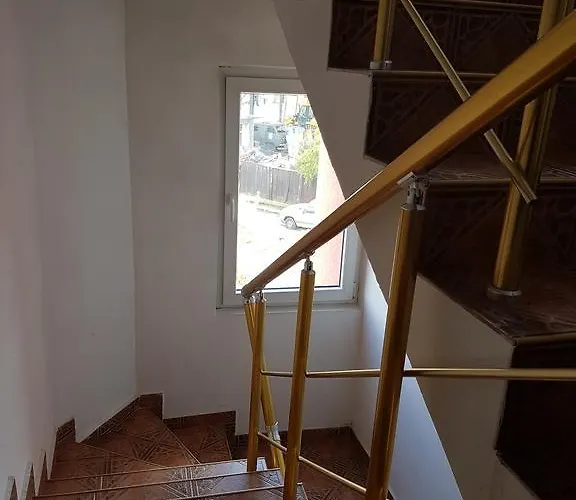 Hotel Red House Family House Bansko